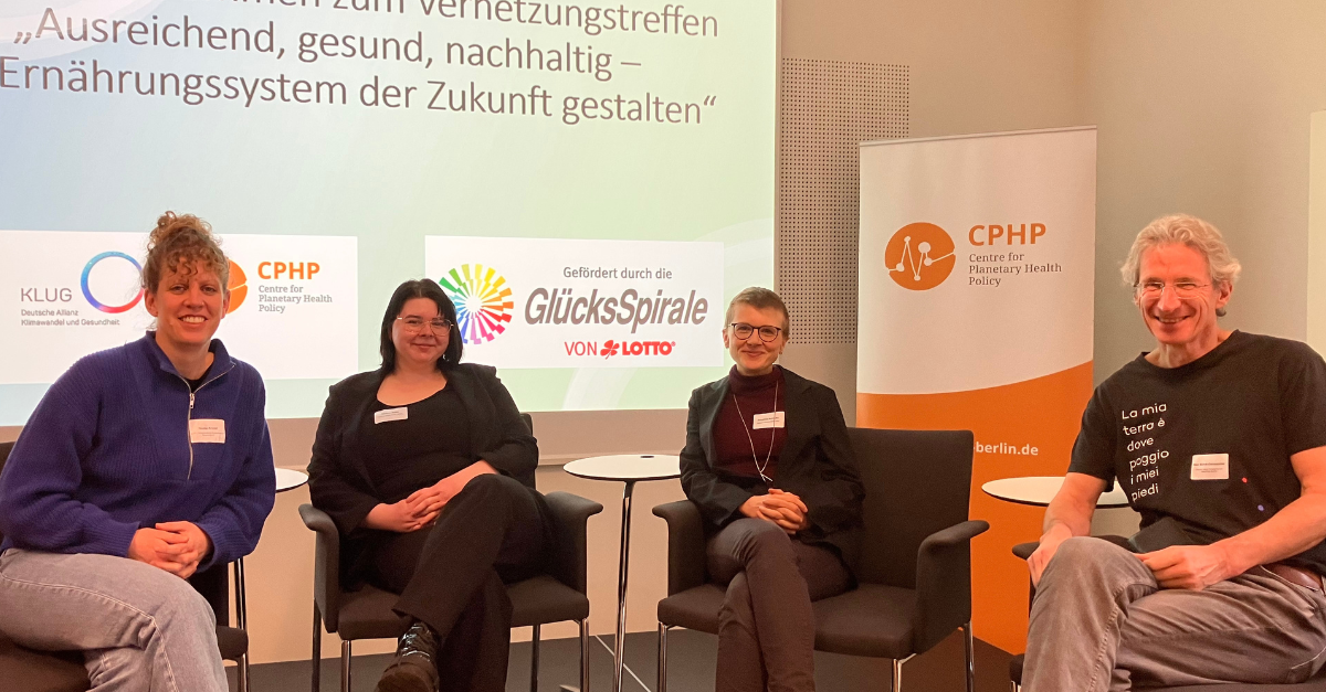 Aus­tausch­tref­fen zu Ernäh­rungs­sys­te­men: Wie das Ernäh­rungs­sys­tem der Zukunft aus­se­hen kann
