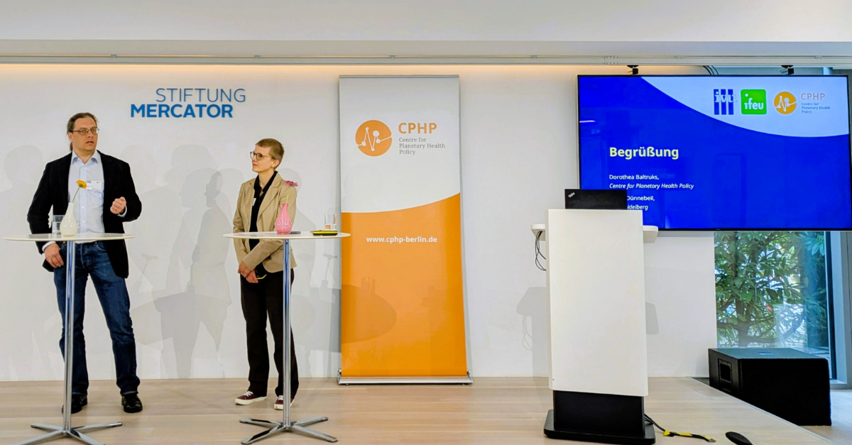 Für blau­en Him­mel über dem Ruhr­ge­biet und eine ambi­tio­nier­te Umset­zung der EU-Luft­qua­li­täts­richt­li­ni­en bis 2030: Unser 2. Stake­hol­der­dia­log in Essen